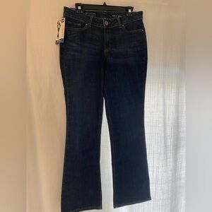 Women’s Lee jeans - new with tags! Curvy fit - size 12.